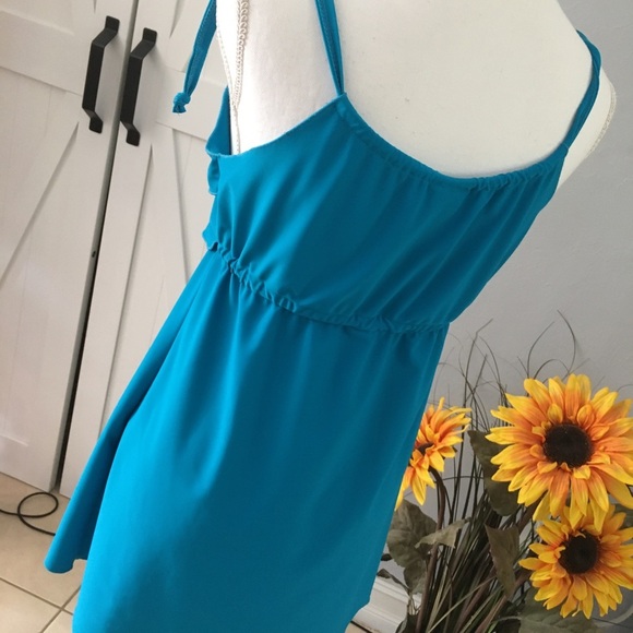 Swim shells. Water wearable cover up. Size Large - Picture 5 of 9